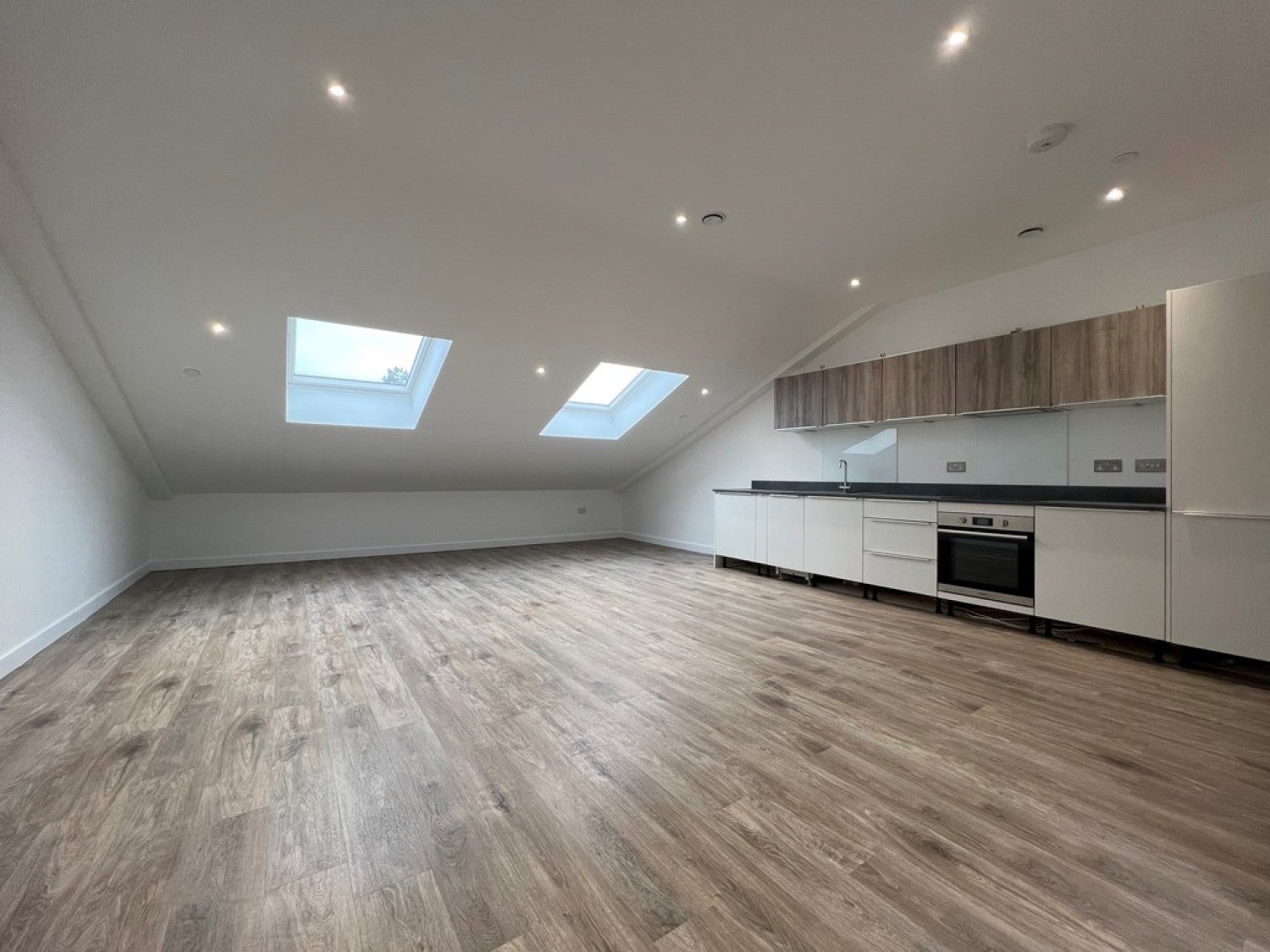 Flat Ashwood Way in Basingstoke and Deane