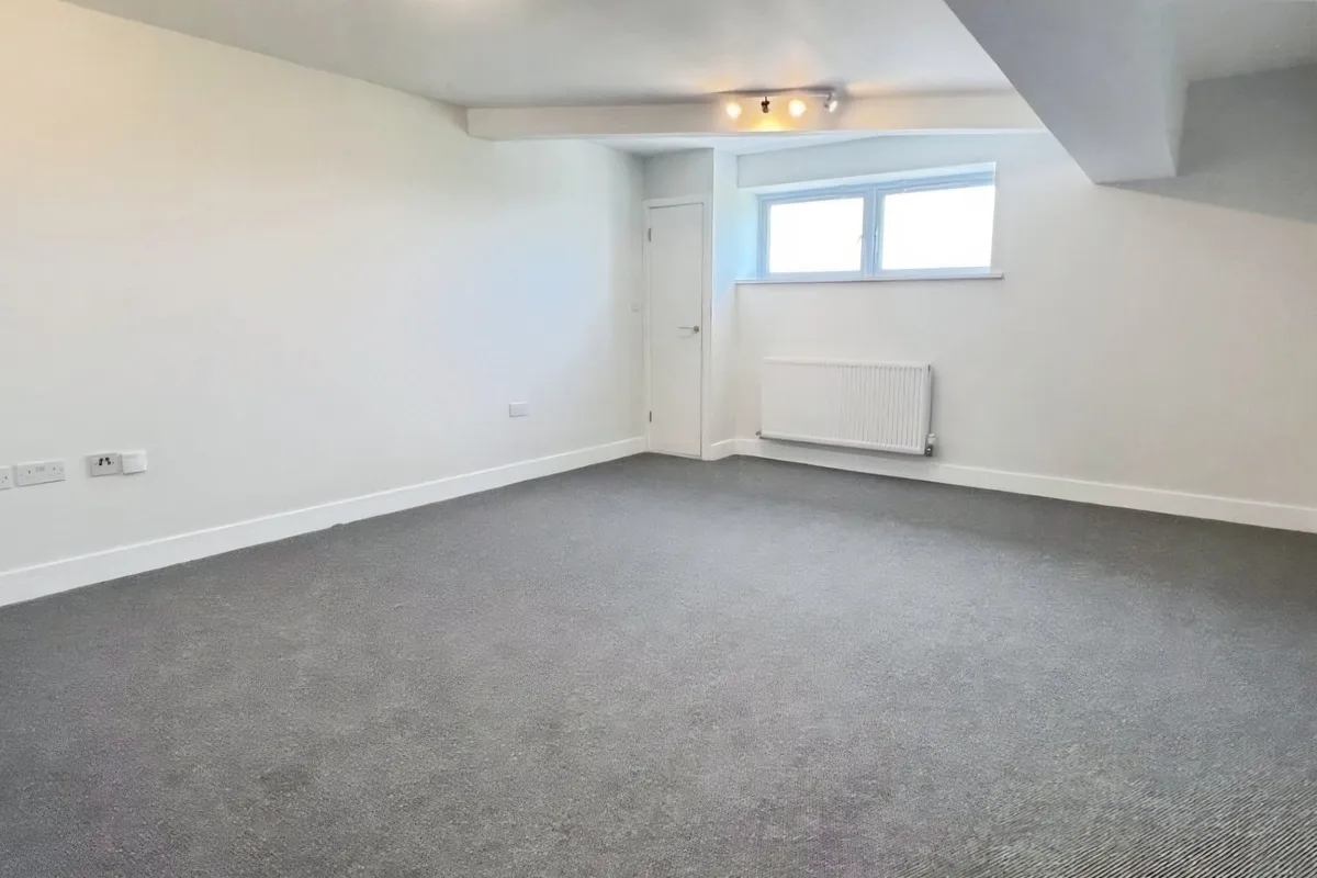 Flat Grosvenor Yard in West Suffolk