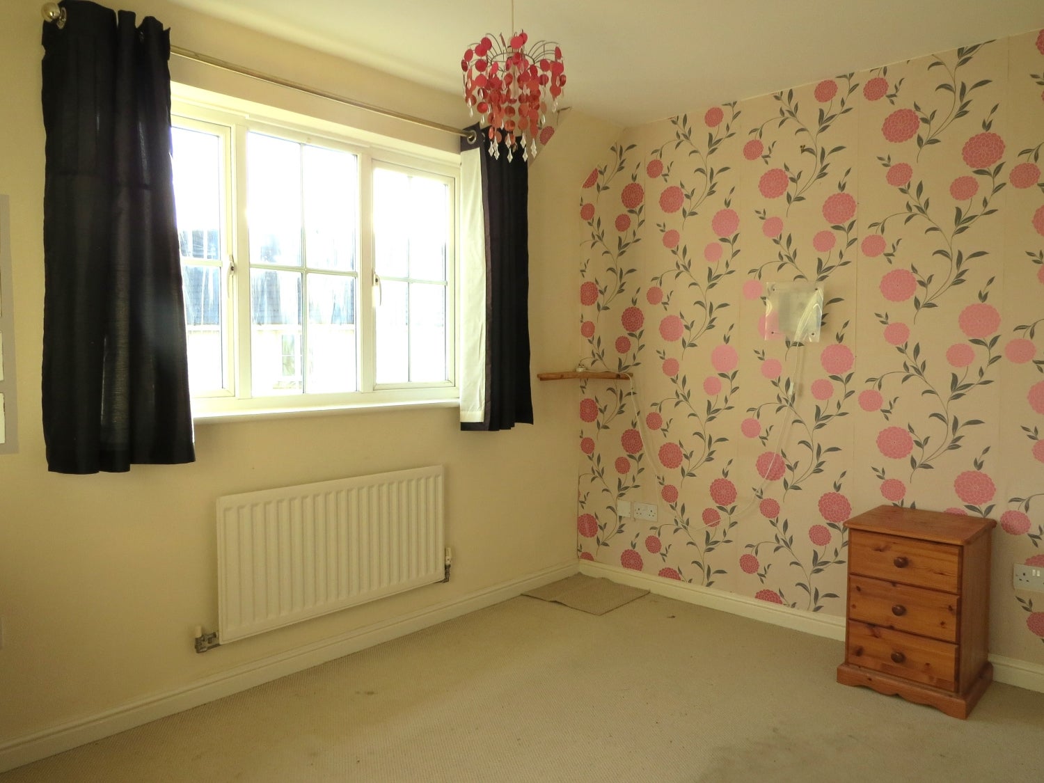 Flat Cresscombe Close in Gillingham