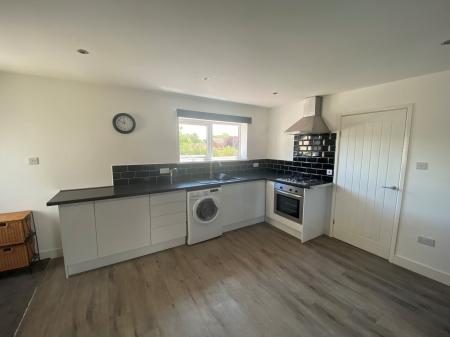 Flat Adkinson Avenue in Rugby