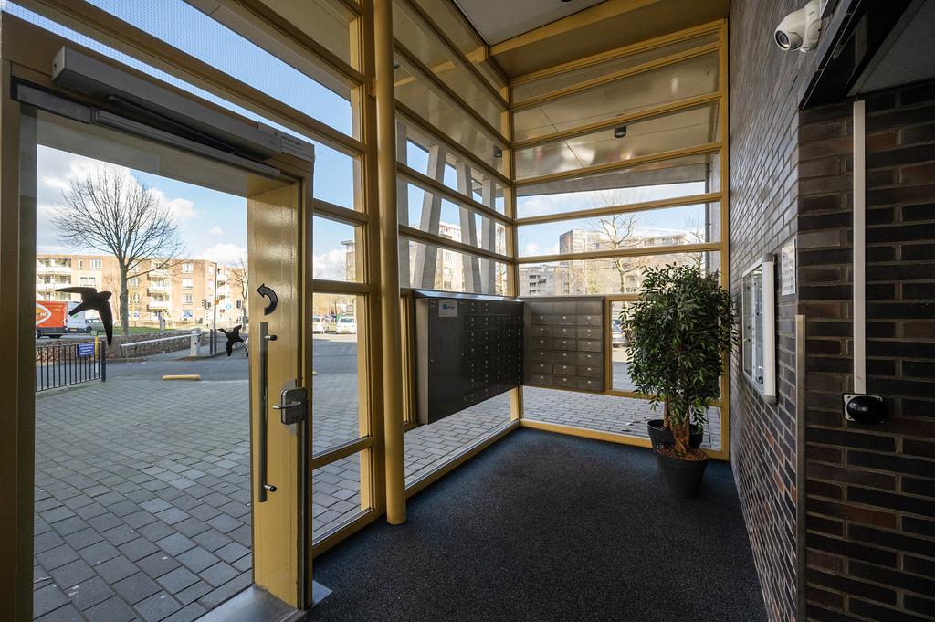Woning te huur: Marga Klompéhof, Almere