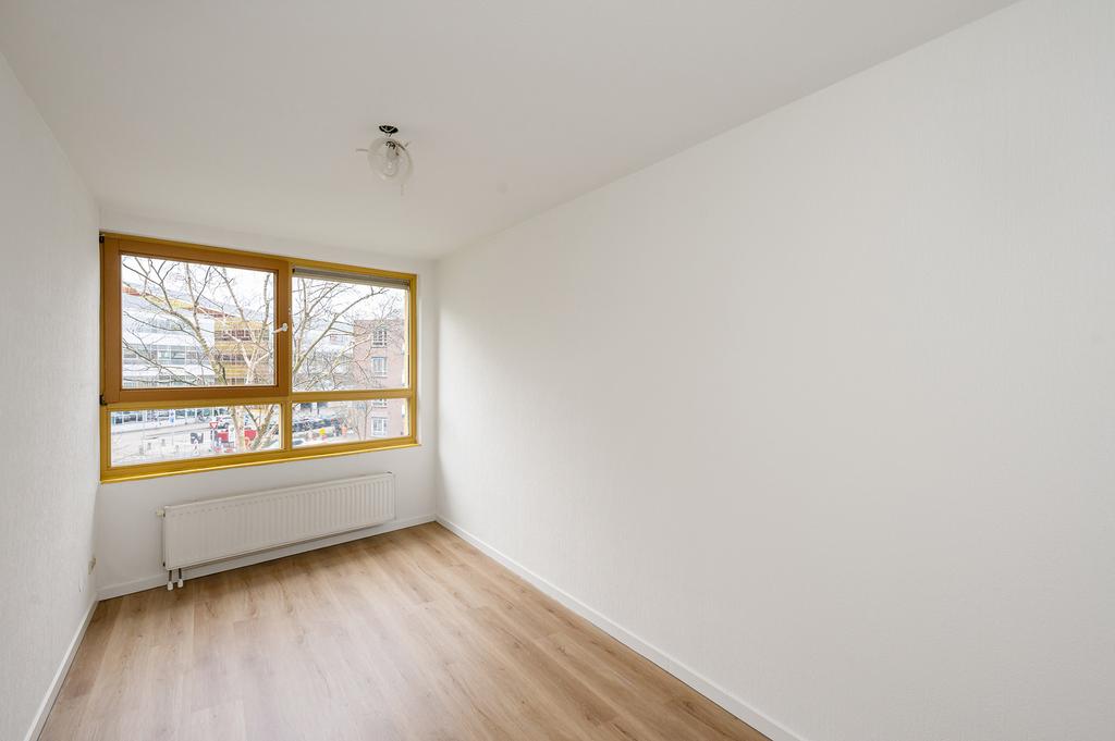 Appartement te huur: Marga Klompéhof, Almere