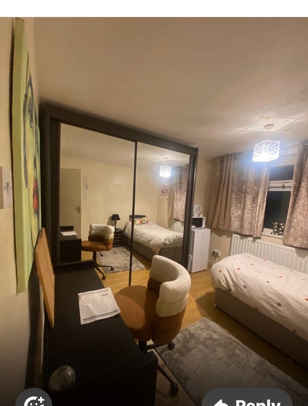 Room Rosemary Gardens in Greater London