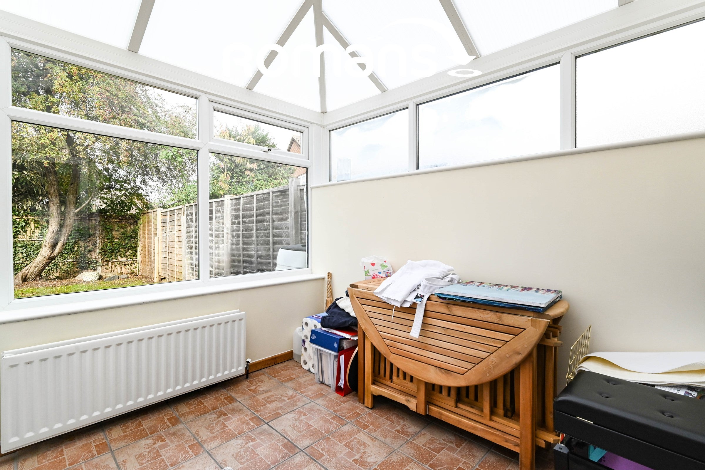 House Diamond Way in Wokingham