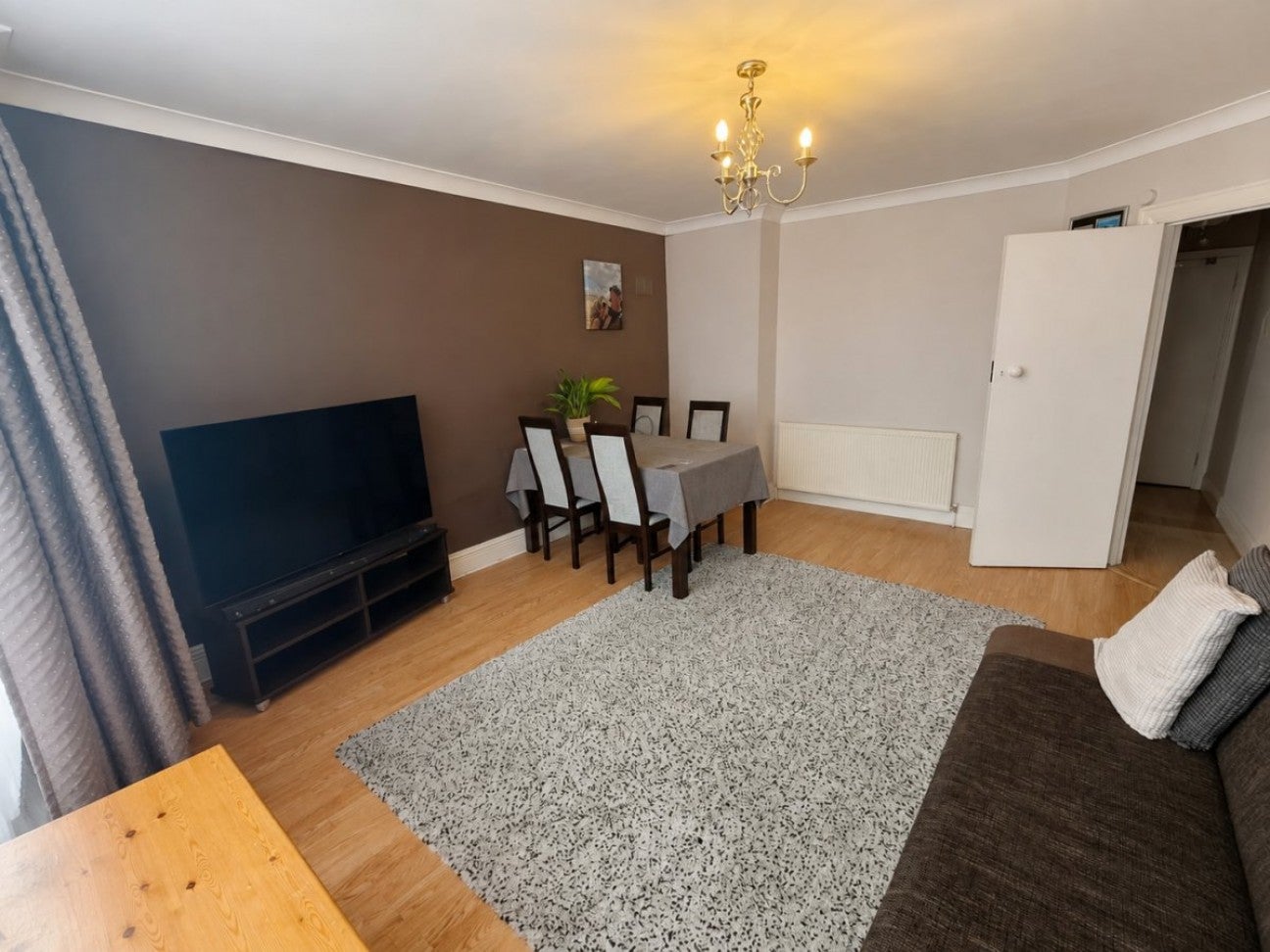 Flat Middleton Road in Greater London