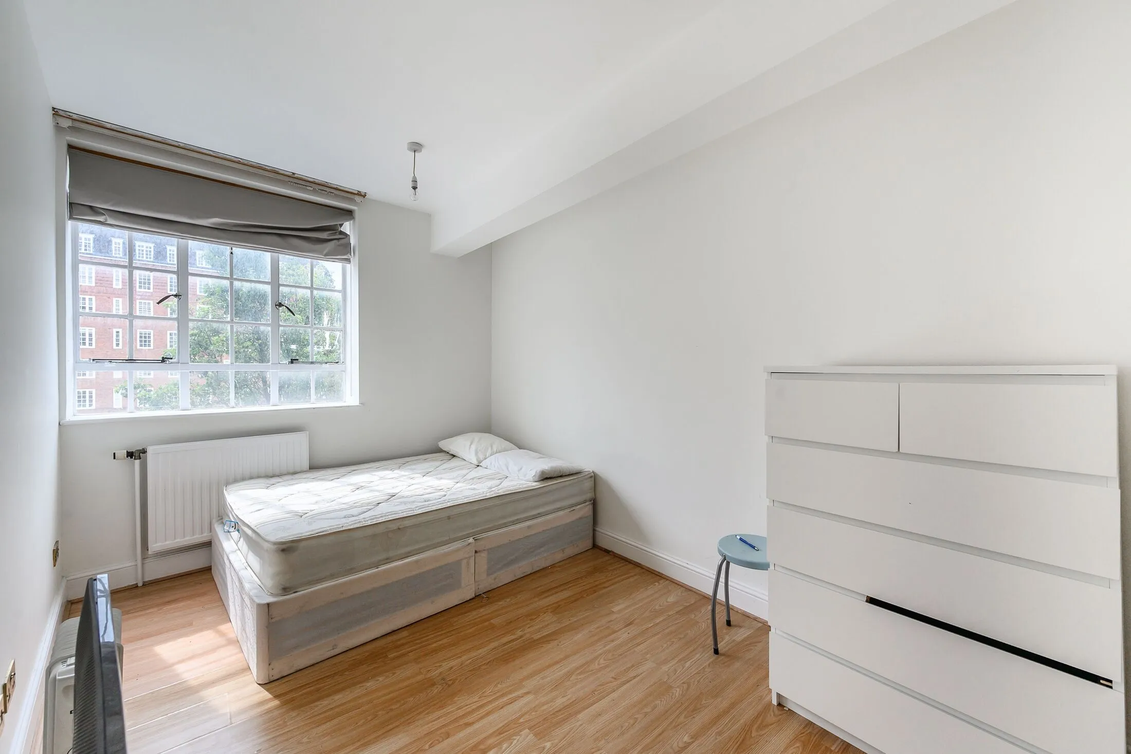 Flat Elystan Street in Greater London