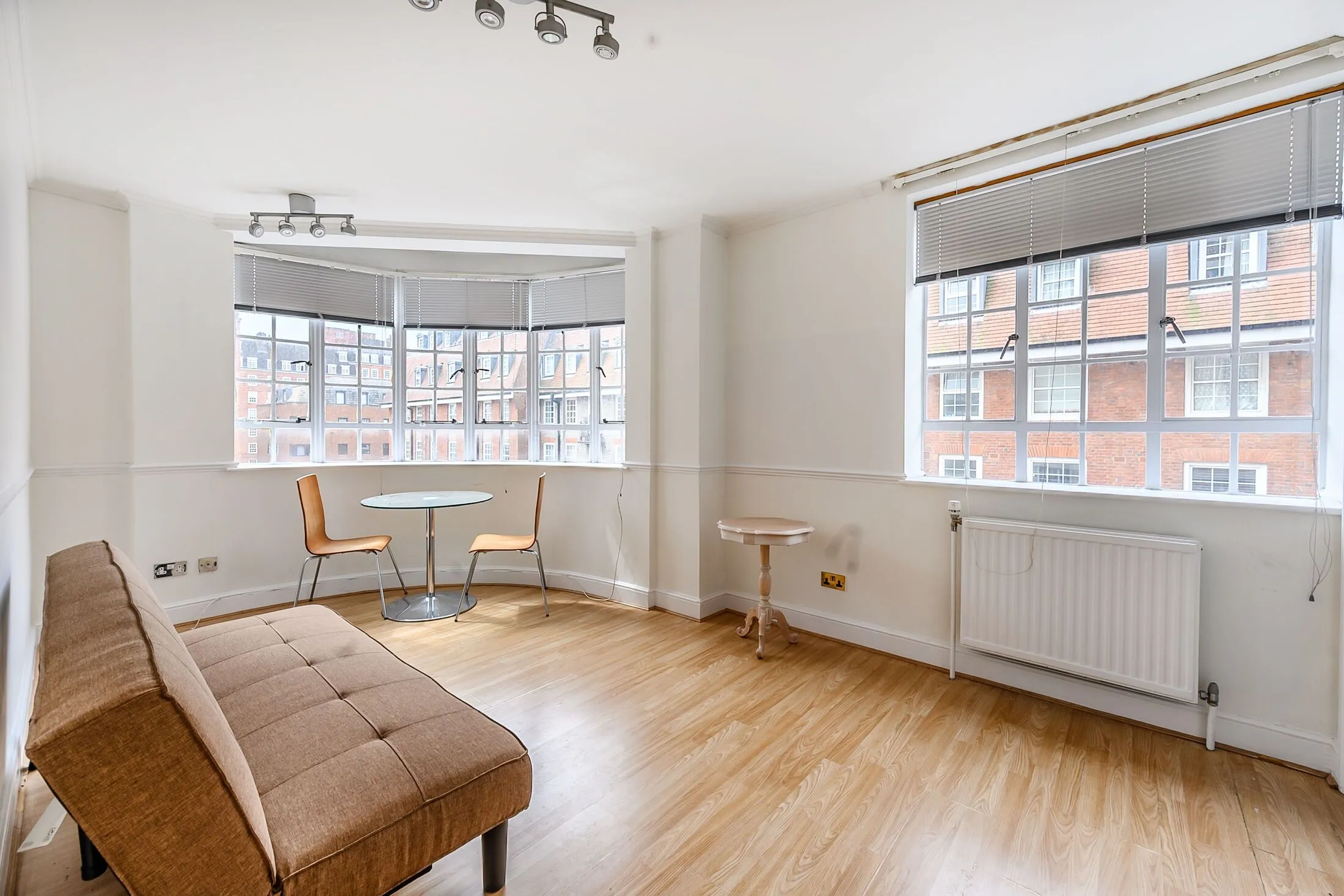 Flat Elystan Street in Greater London