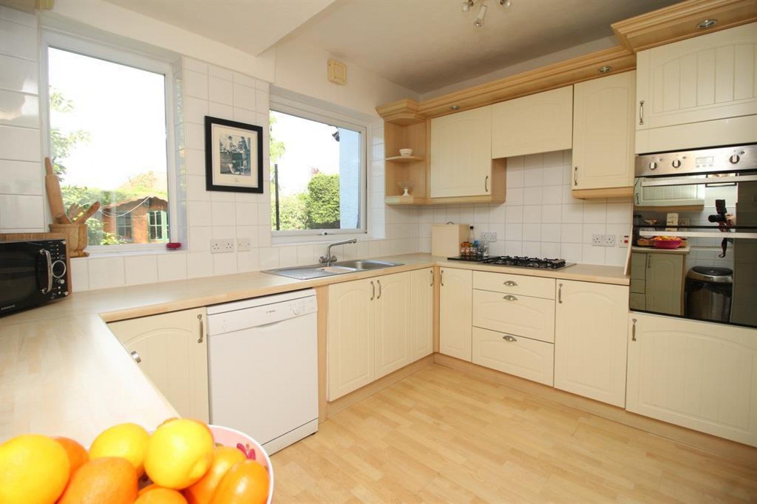 Flat Pine View Drive in Pensby