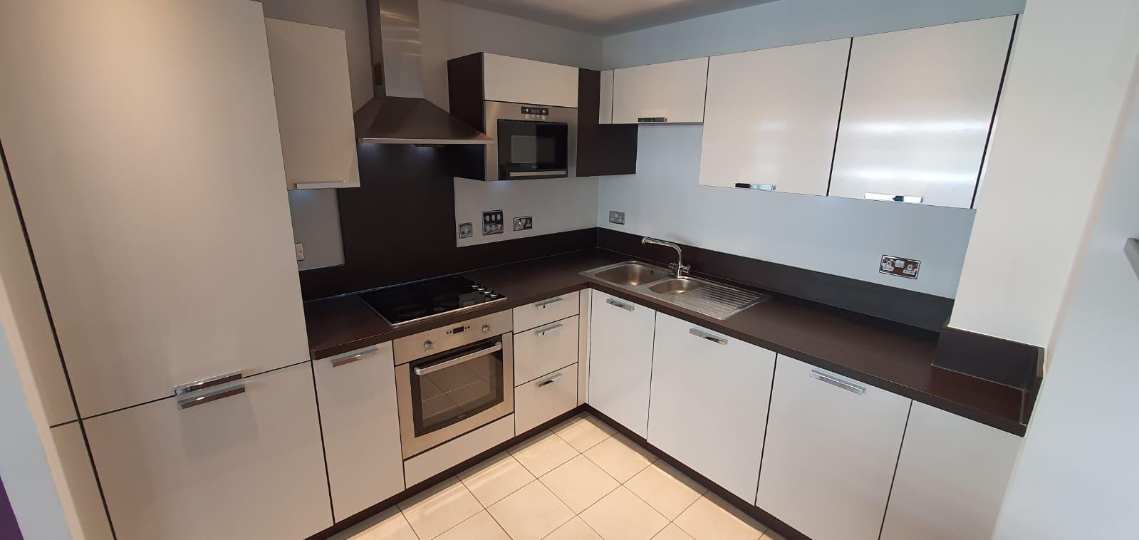 Flat Surrey Quays Road in Greater London