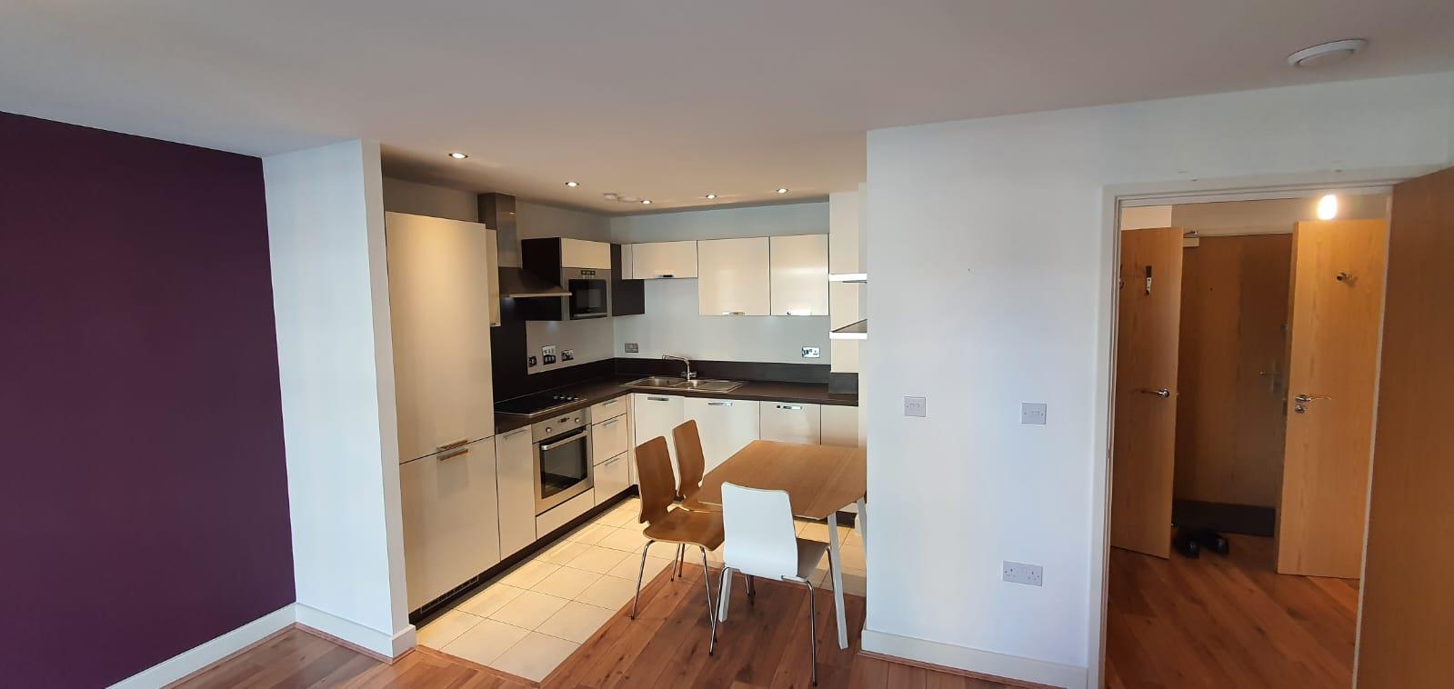 Flat Surrey Quays Road in Greater London