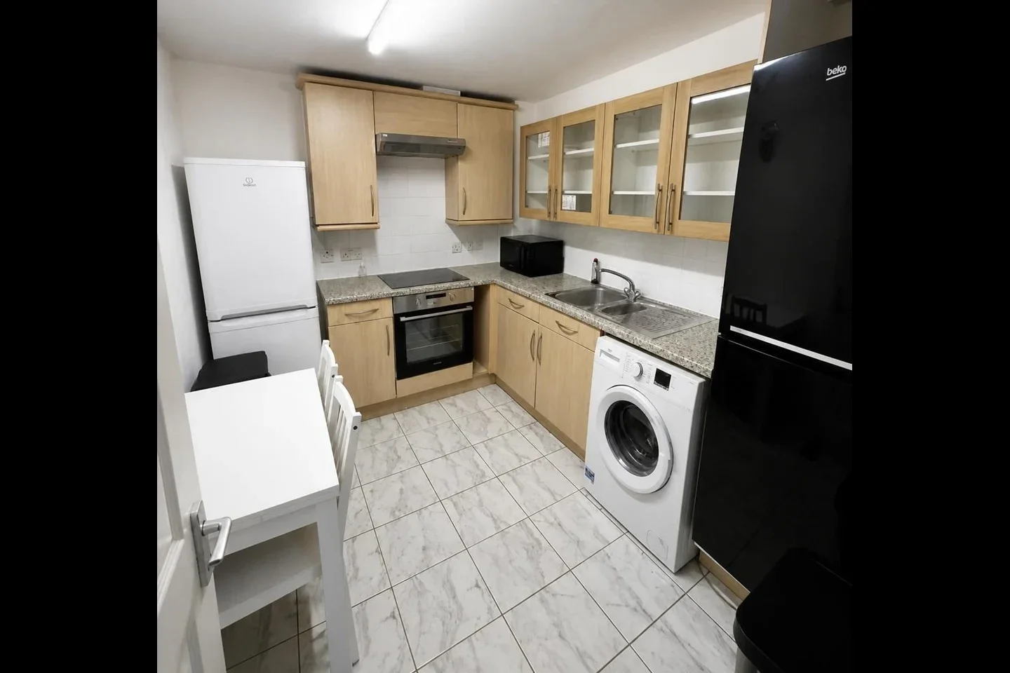 Room Comeragh Road in Greater London