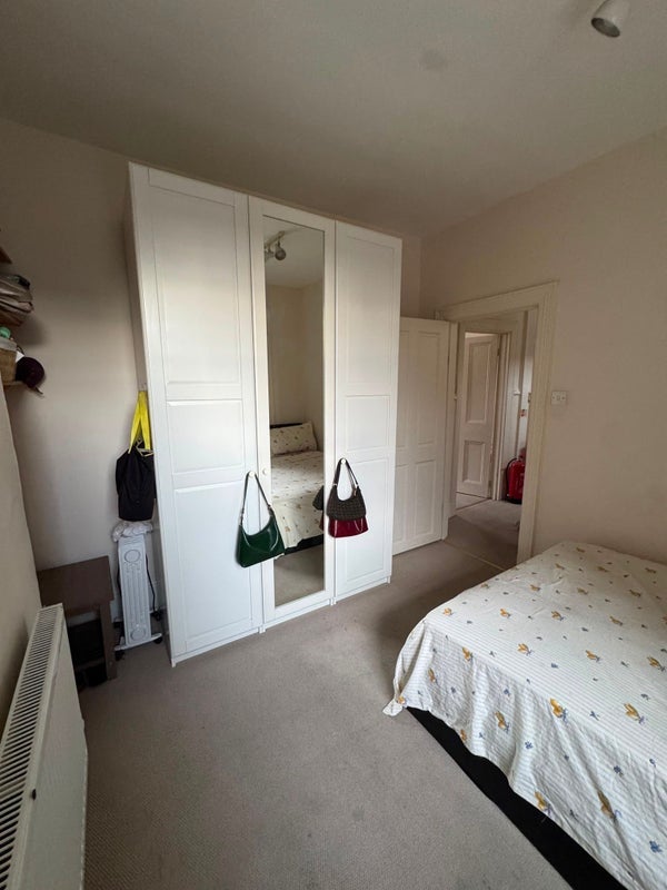 Room Stewart Court in Greater London