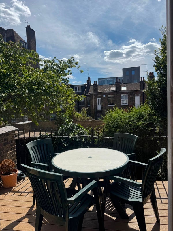 Room Stewart Court in Greater London
