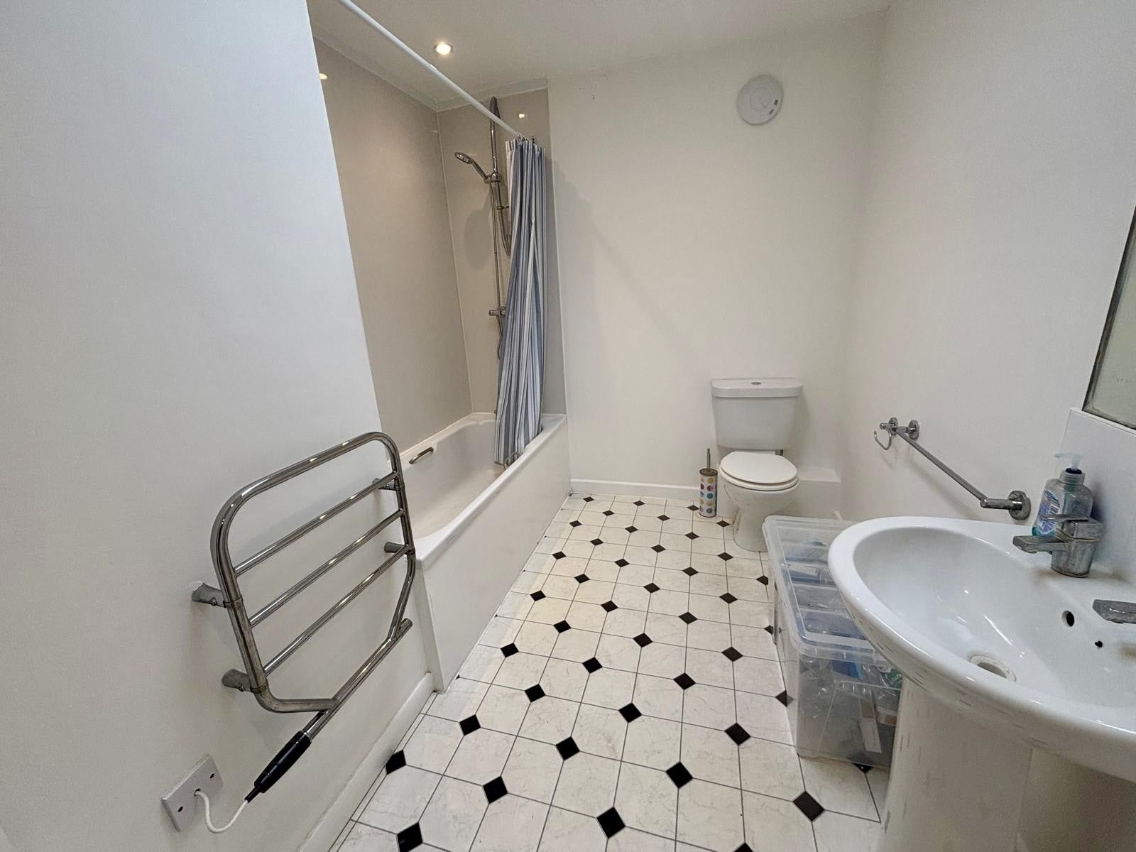 Flat Park Street in Royal Leamington Spa
