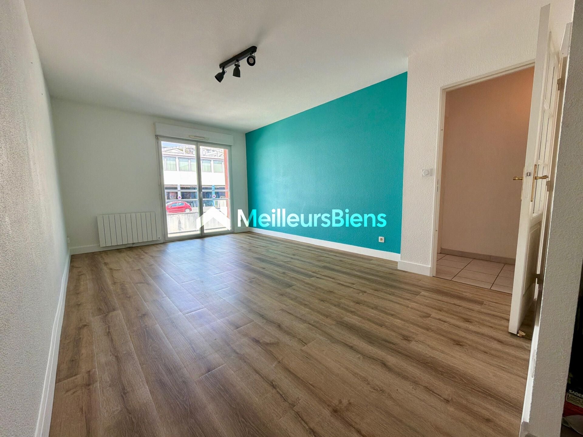 Appartement Place du 11 novembre à Laval