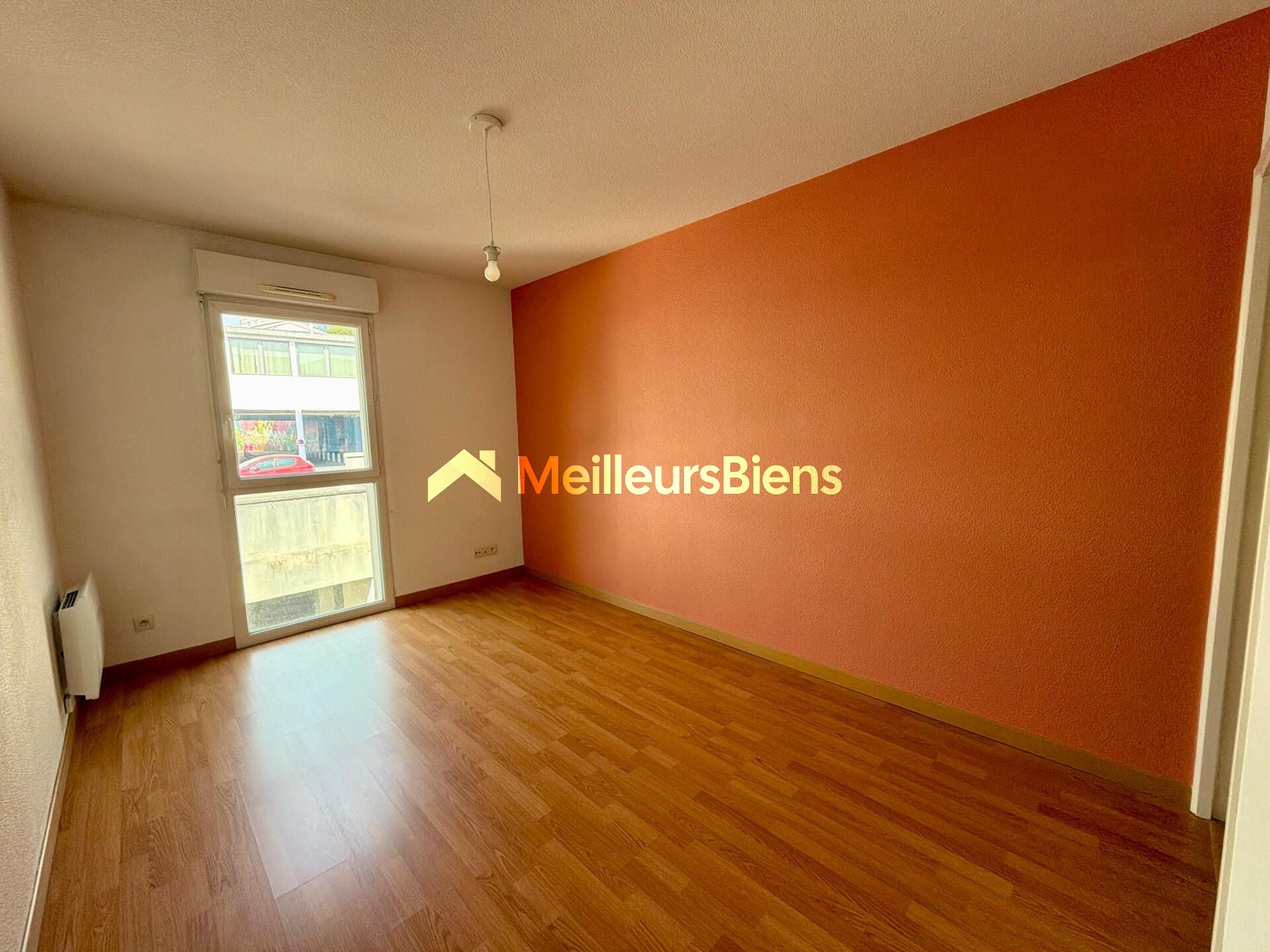 Appartement Place du 11 novembre à Laval