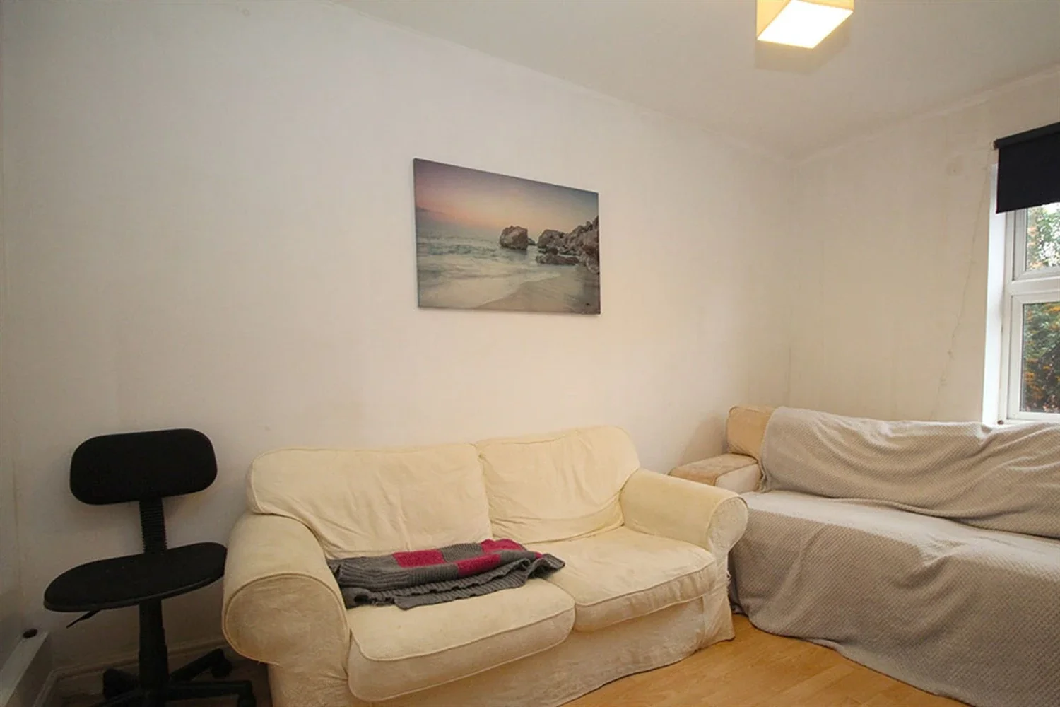 House Carlton Close in Charnwood