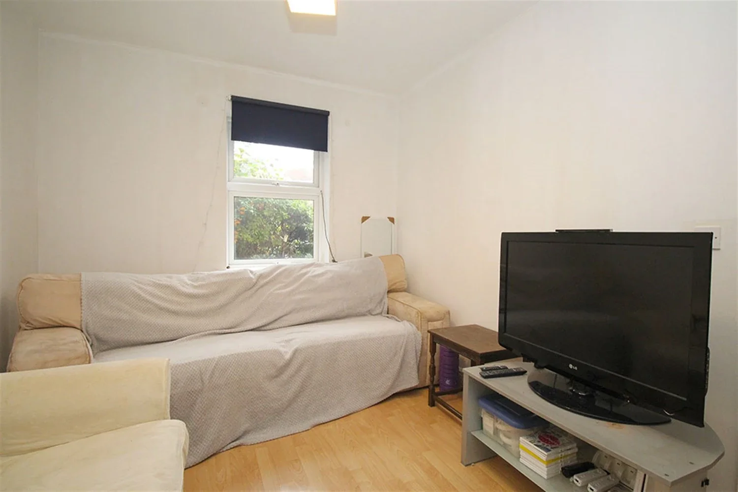 House Carlton Close in Charnwood