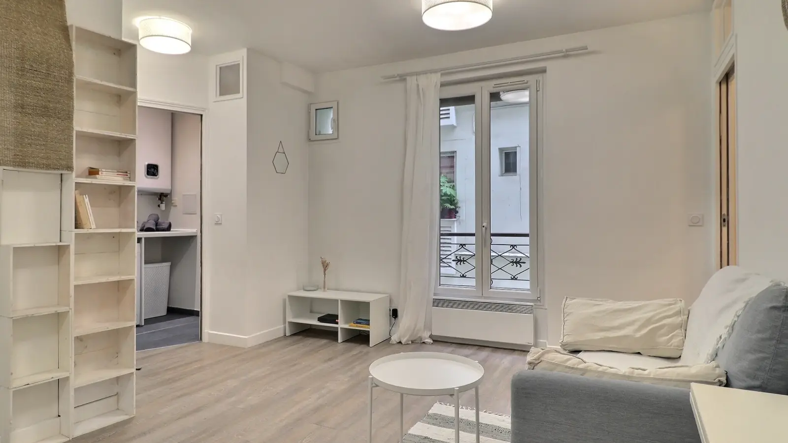 Flat Rue du Delta in Paris