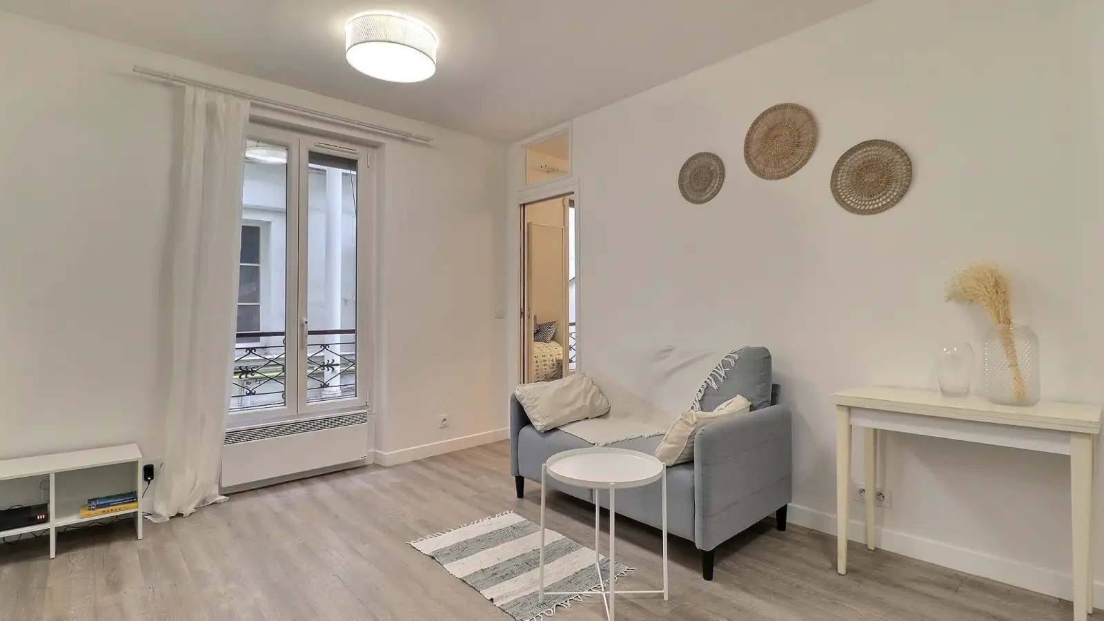 Flat Rue du Delta in Paris