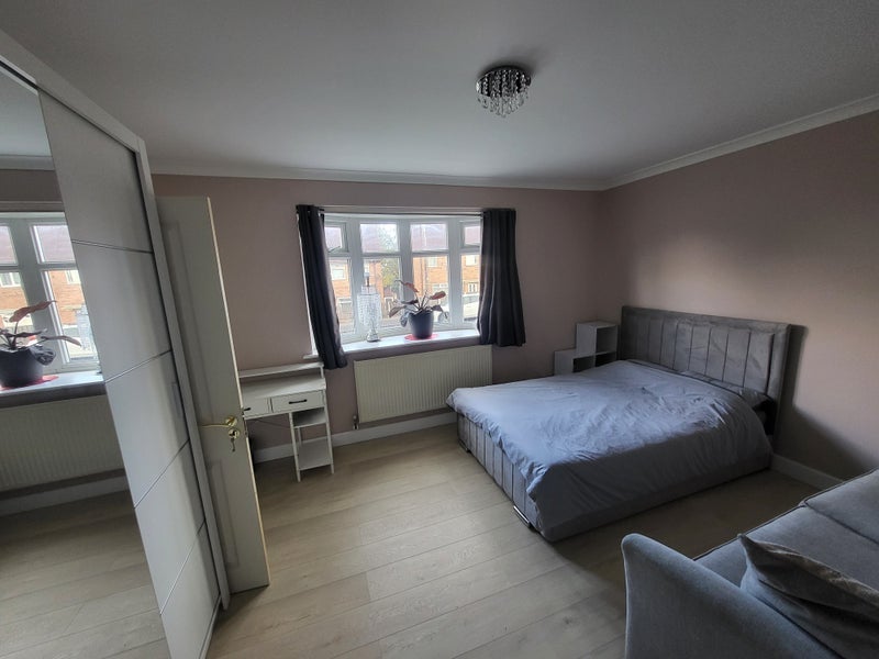 Room Bramcote Road in Birmingham