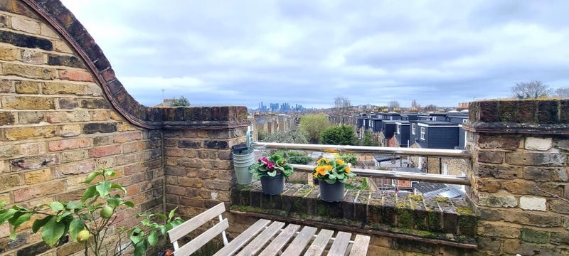 Room Lordship Lane in Greater London