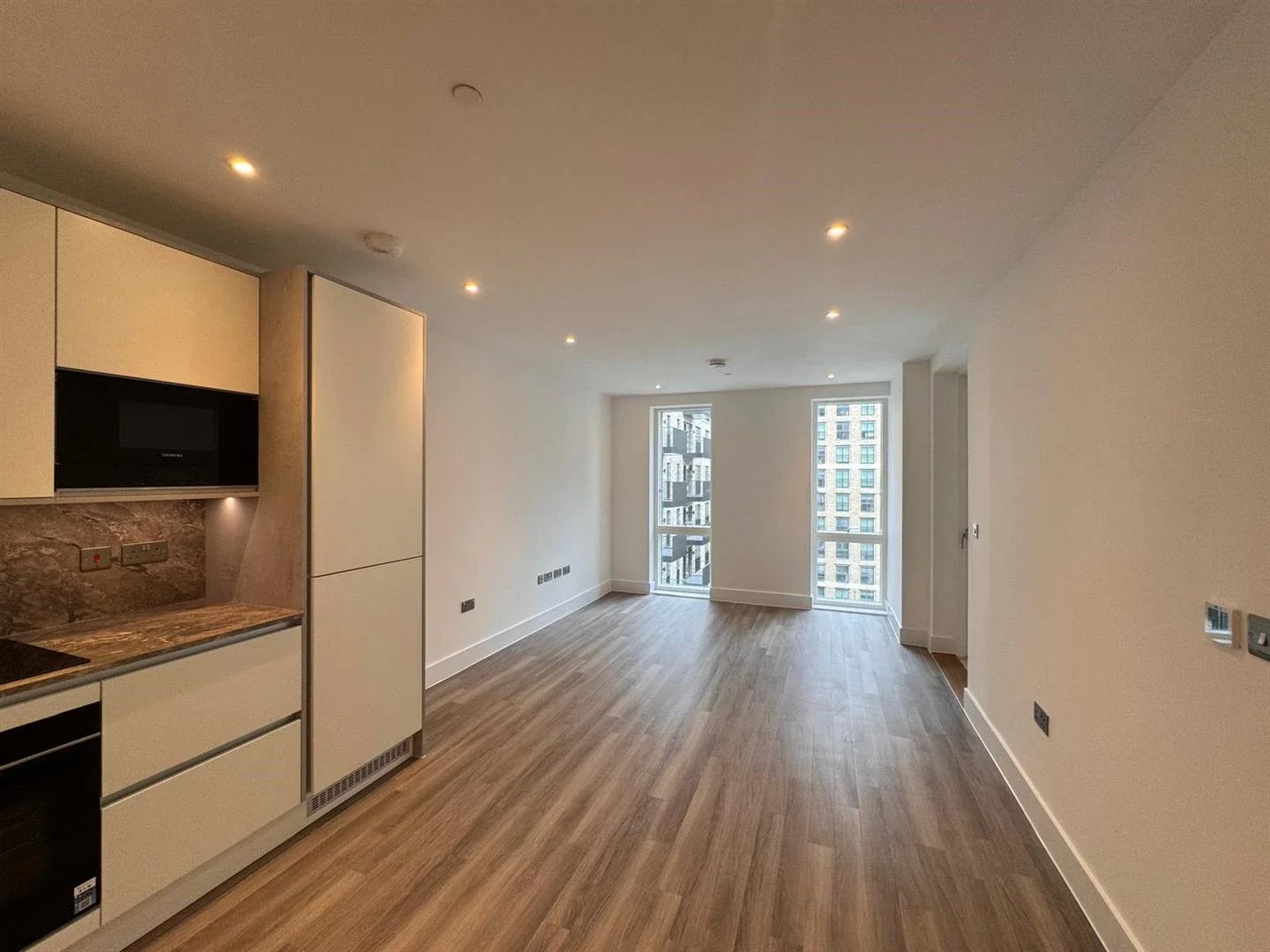 House Sanday Drive in Greater London