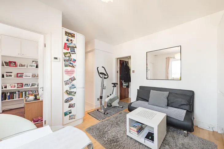 Flat Queensborough Terrace in City of Westminster