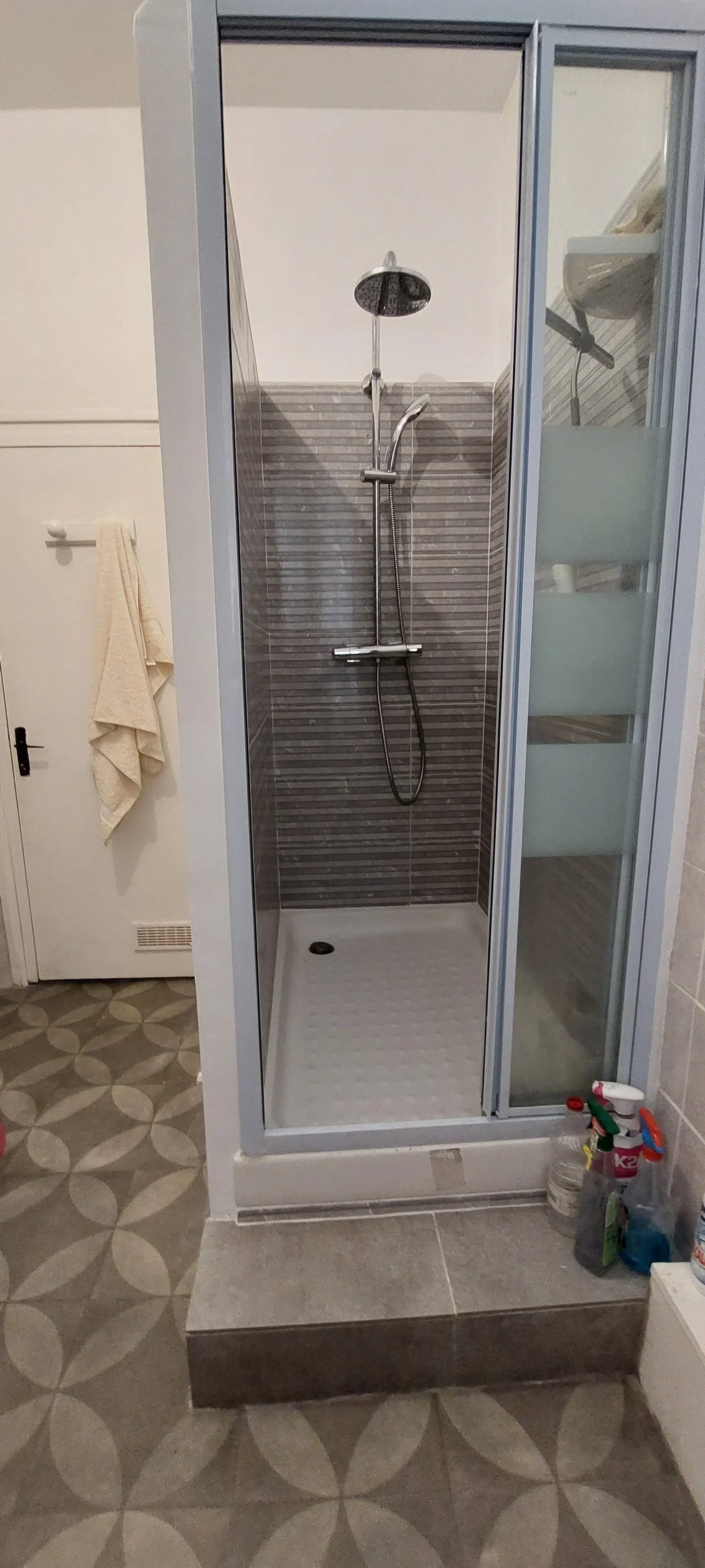 Room Rue de Strasbourg in Vichy