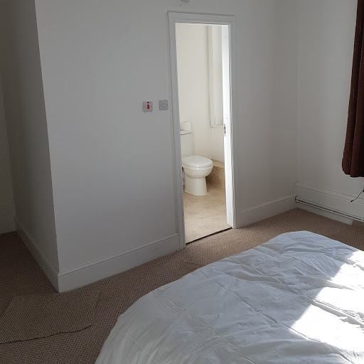 Room Back Walmersley Road East in Bury
