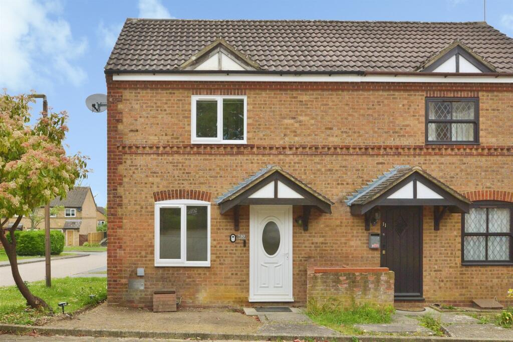Flat Ellerburn Place in Milton Keynes