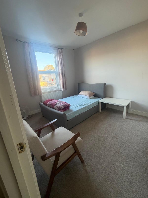 Room Strone Road in Greater London