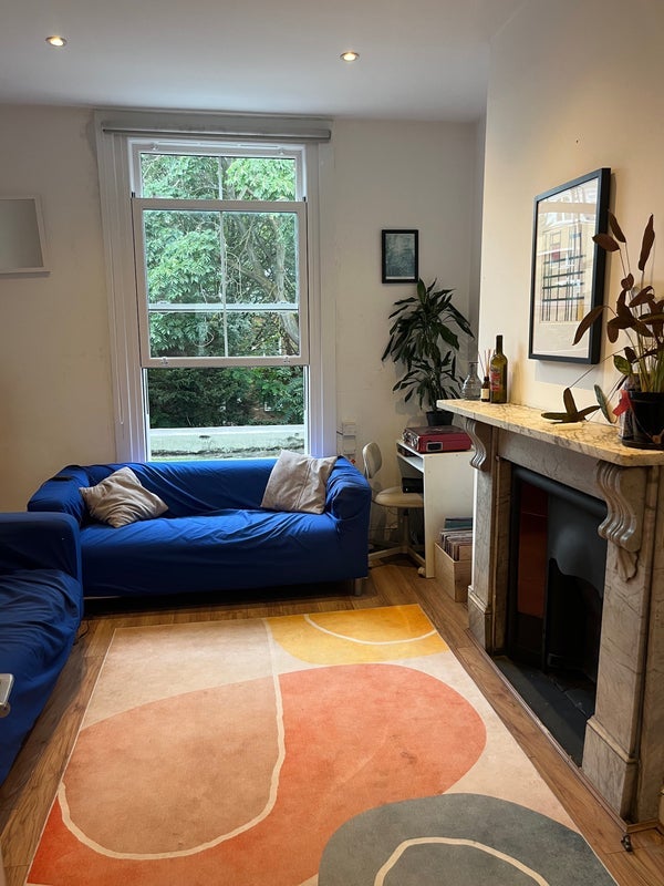 Room Essex Road in Greater London