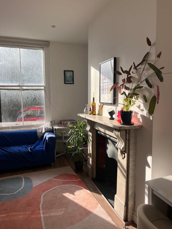 Room Essex Road in Greater London