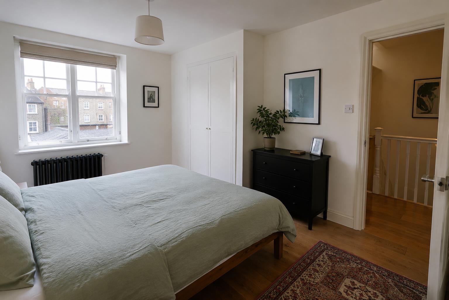Flat Catherine Place in City of Westminster
