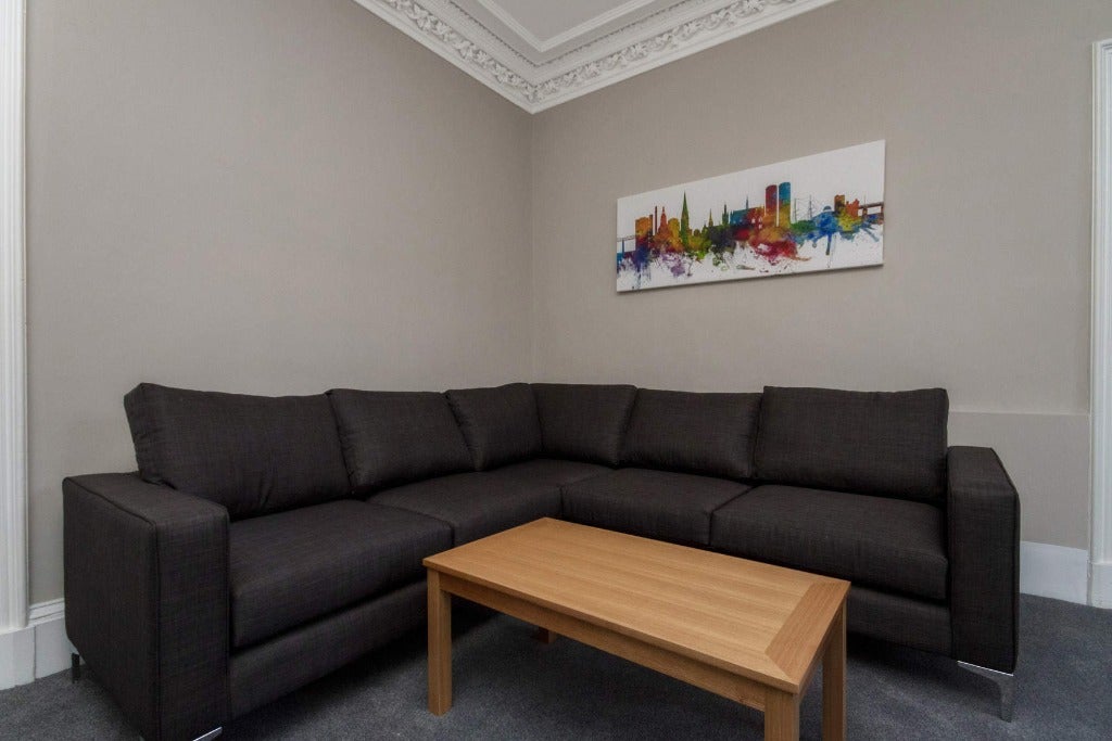 Flat Dudhope Street in Dundee