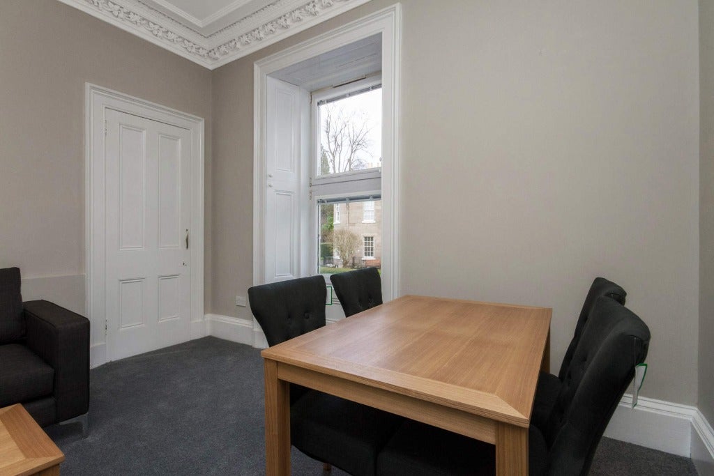 Flat Dudhope Street in Dundee