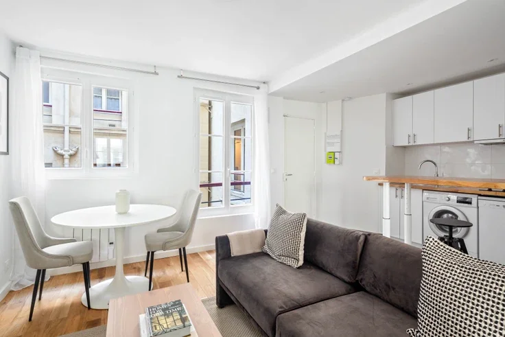 Appartement Rue des Petits Carreaux à Paris