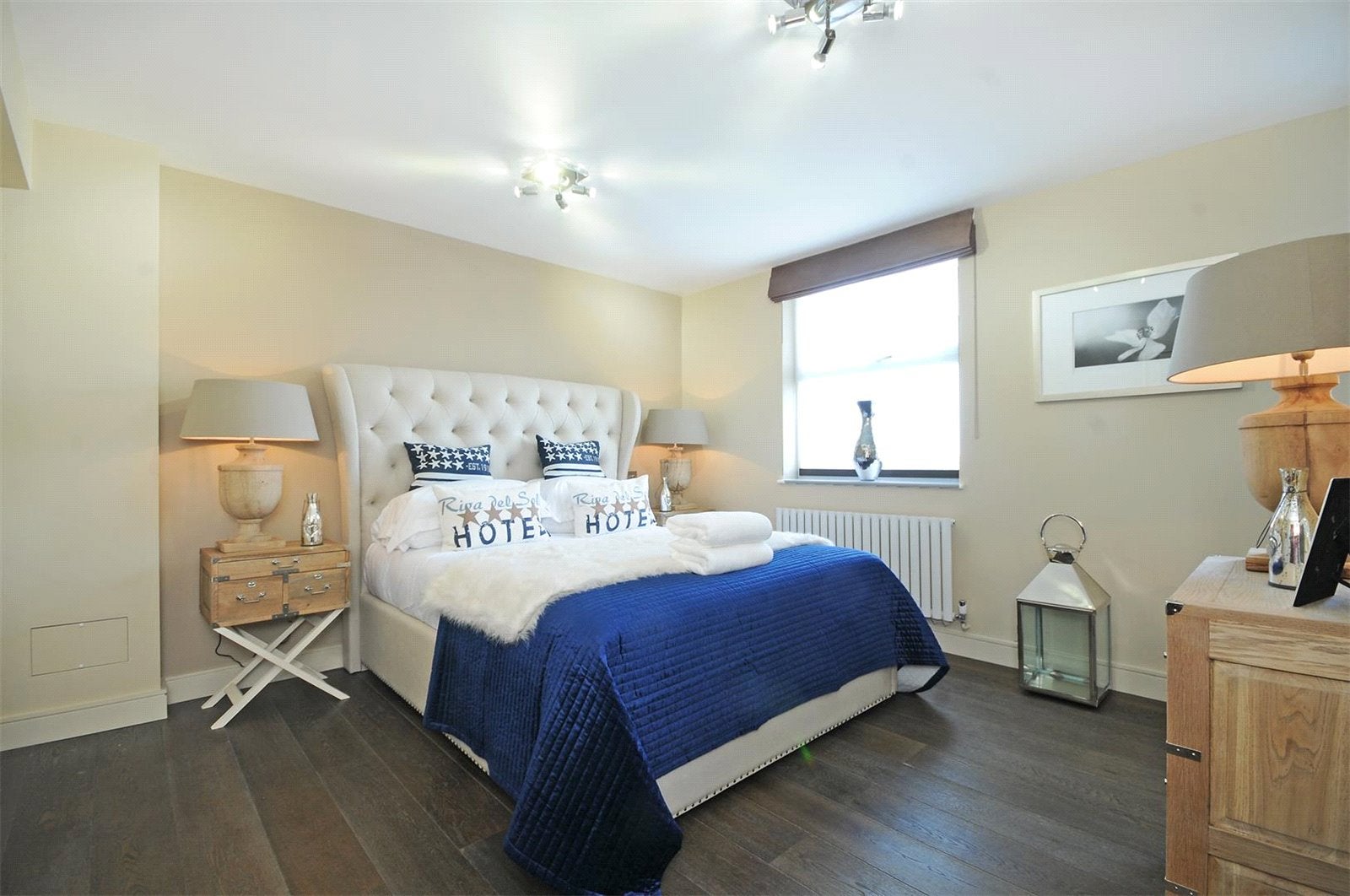 Flat Finchley Road in Greater London