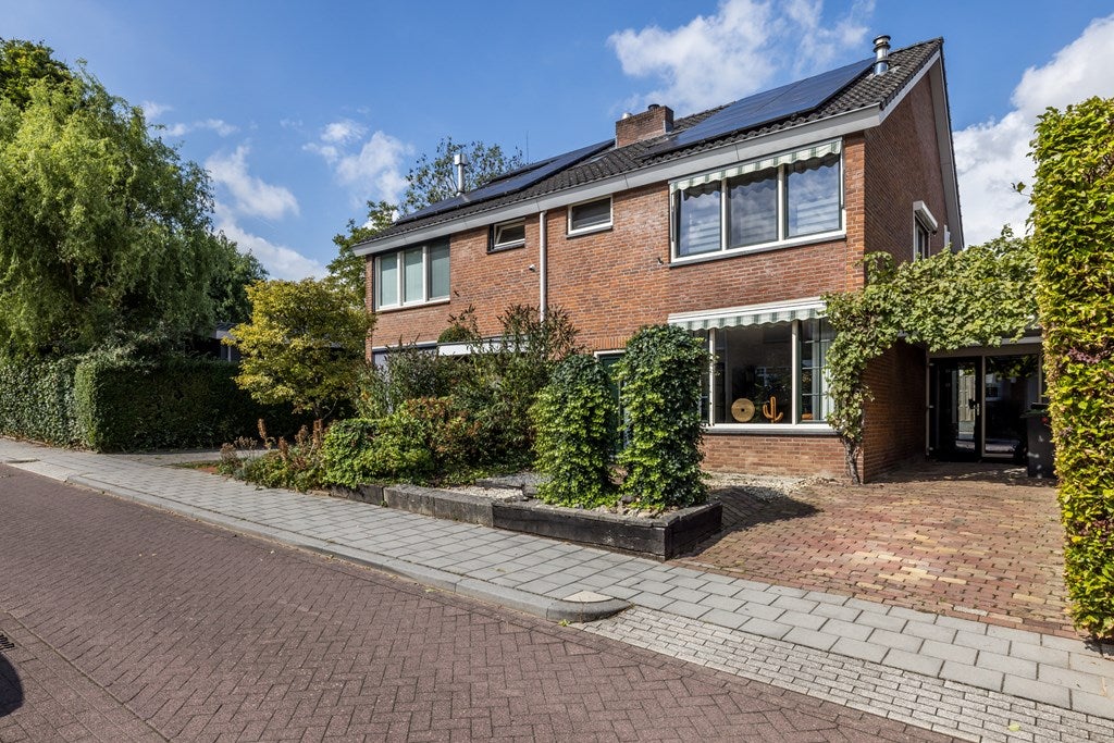 Twee-onder-één-kap te koop: Vloedstraat 5, Nuth