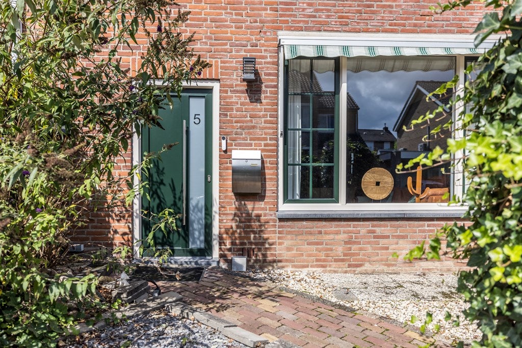 Twee-onder-één-kap te koop: Vloedstraat 5, Nuth