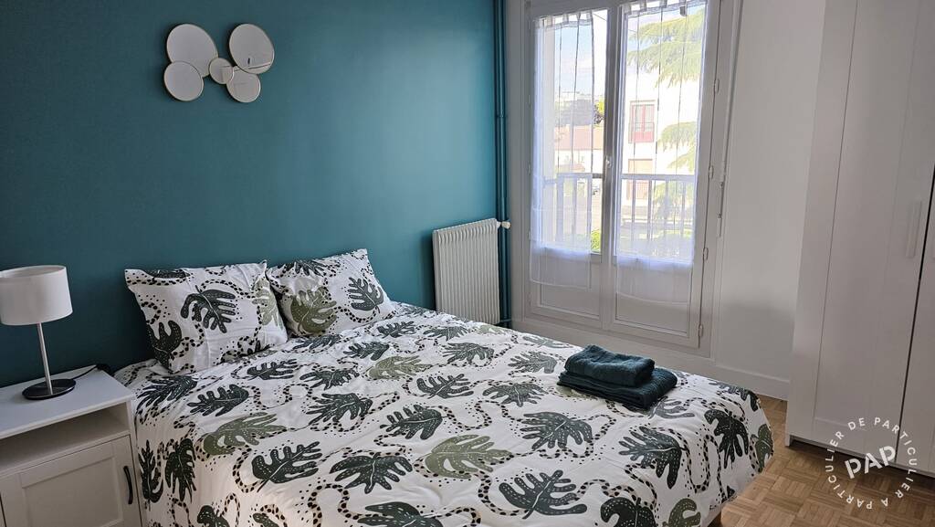 Room Rue Jacques Tati in Plaisir