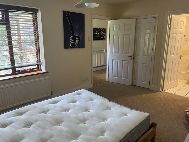 Room Grove Lane in Chalfont St Peter