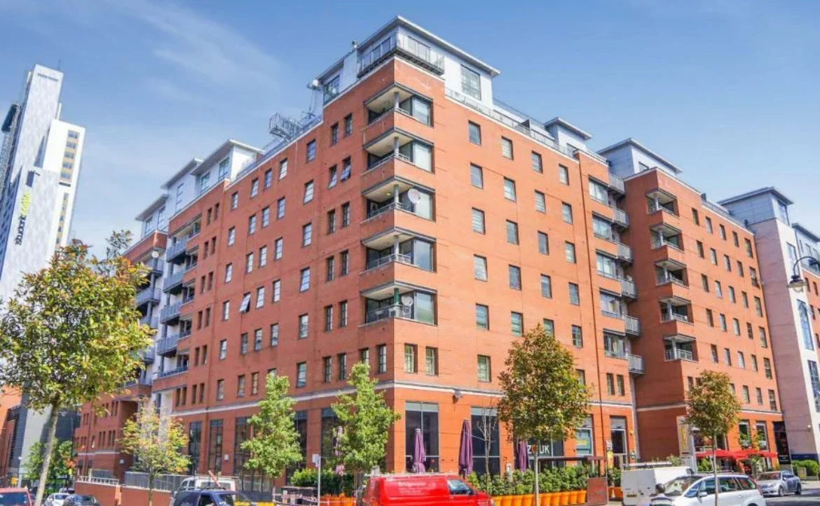 Flat Measham Mews in Manchester