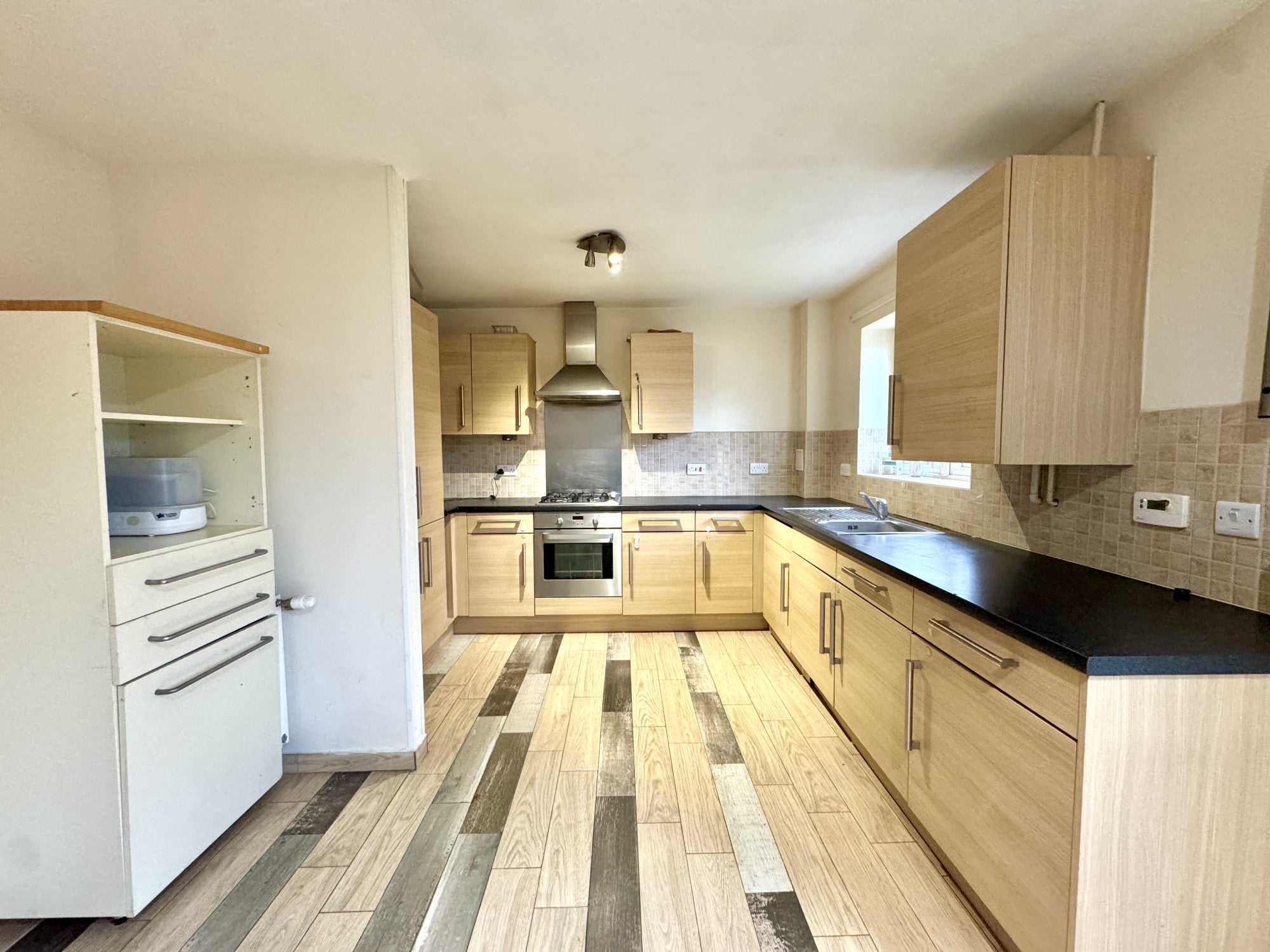 House Coldharbour Lane in Greater London