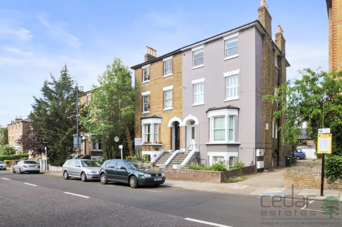 Flat Church Road in Greater London