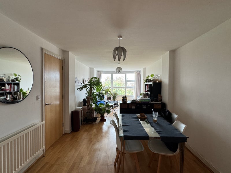 Flat Old Kent Road in Greater London