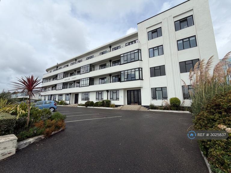 Flat Brighton Road in Worthing