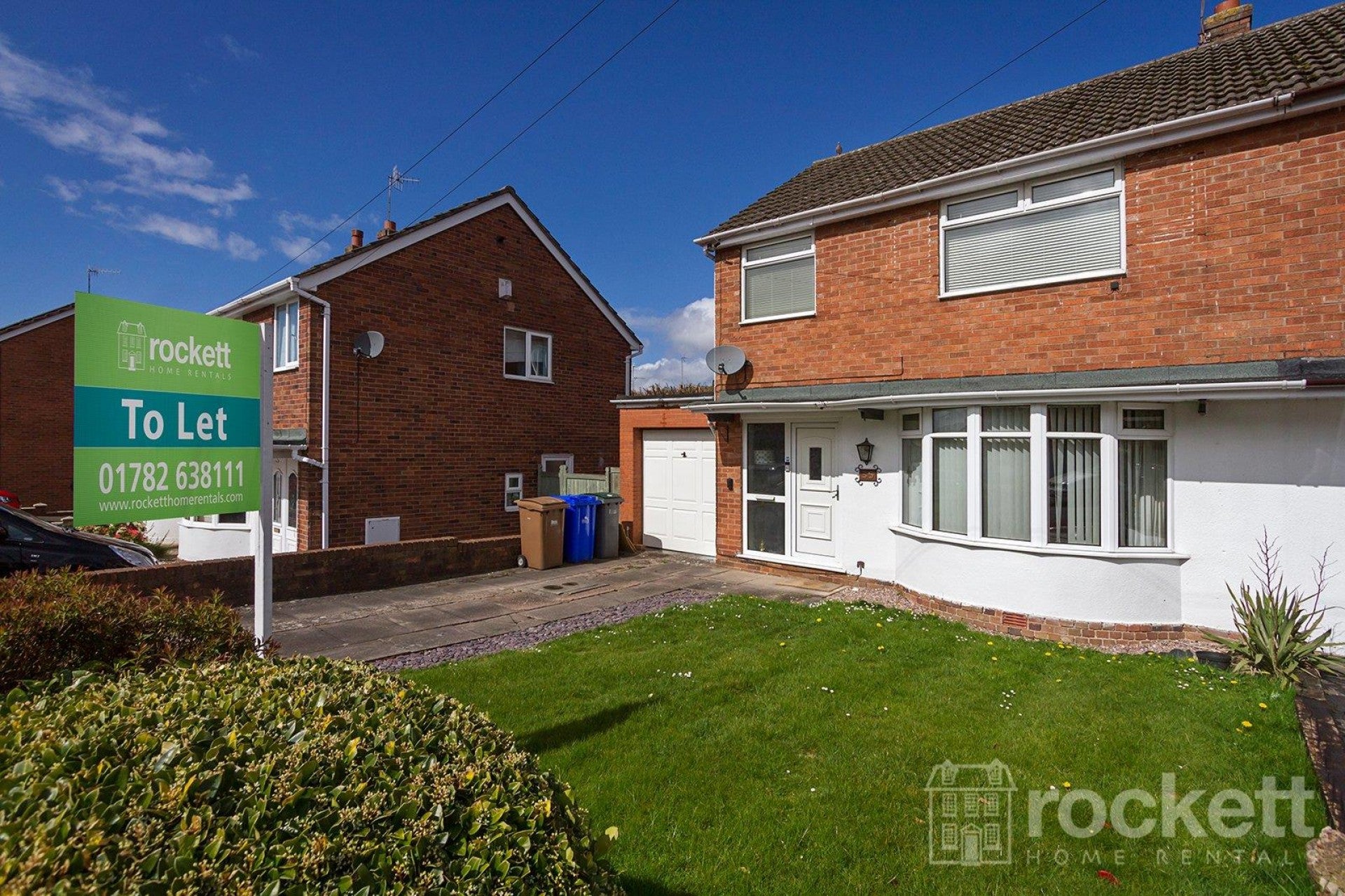 House Earlsbrook Drive in Stoke-on-Trent