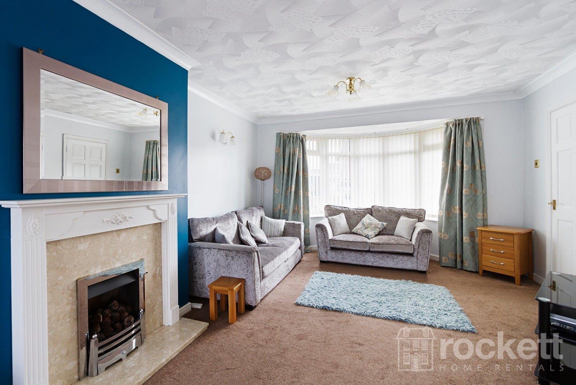 House Earlsbrook Drive in Stoke-on-Trent